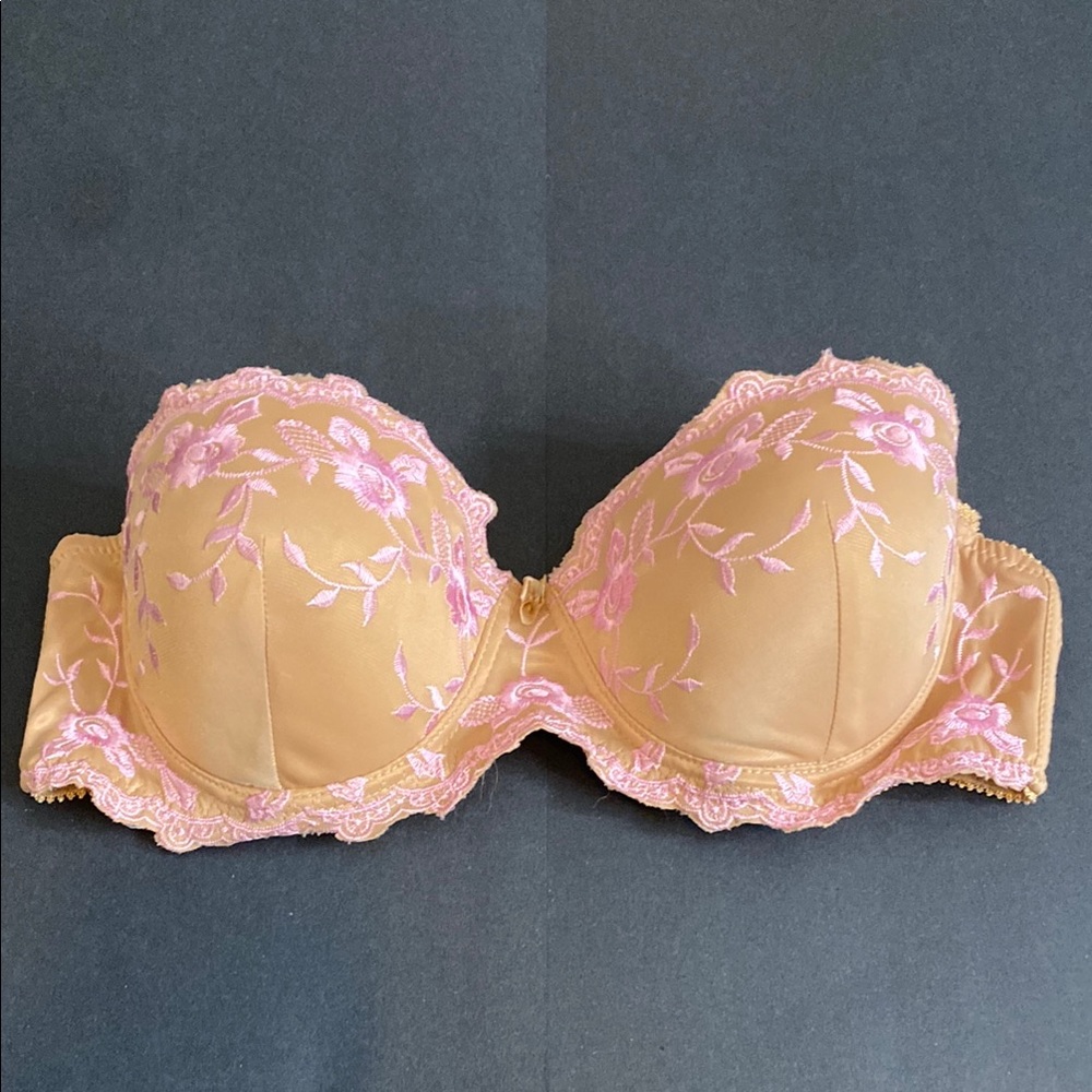 Elegant Lace Strapless Bra - Pink Floral